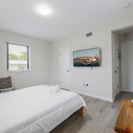 Comfortable Studio Near Calle Ocho In Miami Lägenhet Exteriör bild